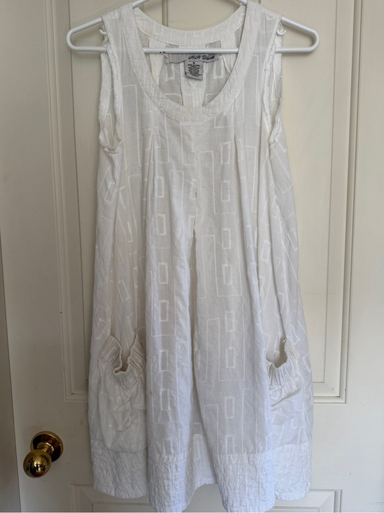 BB Dakota Dresses & Skirts - BB Dakota White Sleeveless A-Line Pocket Dress